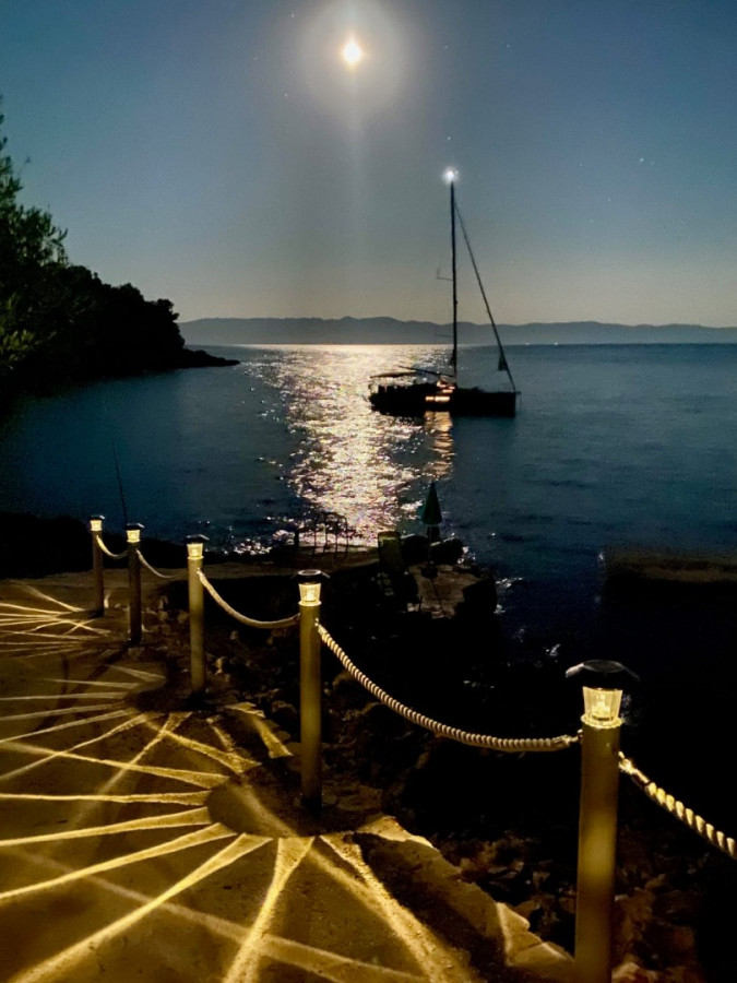 Exterior, Seaside House Sonja - Robinson type accommodation on Hvar island in isolated bay Gdinj