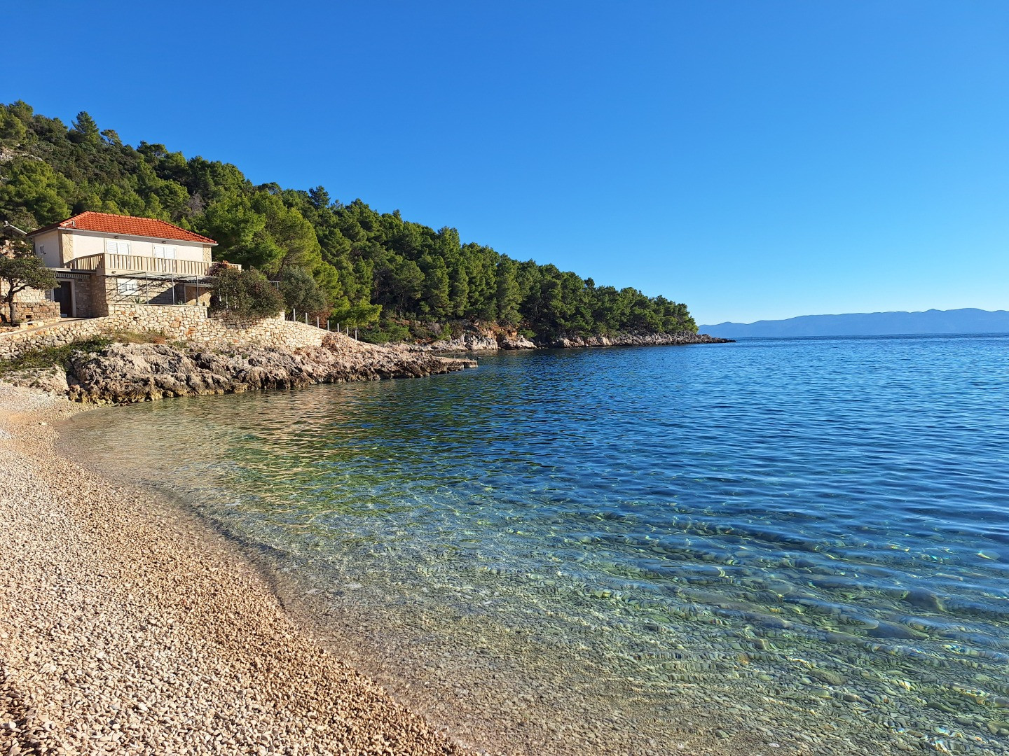 Seaside House Sonja - Robinson type accommodation on Hvar island in isolated bay Gdinj